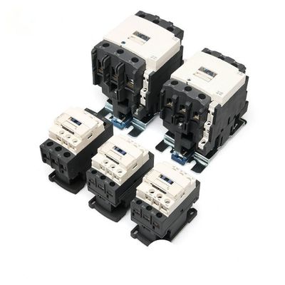 3 মেরু এসি Contactor IP20 সুরক্ষা স্তর 3 সহায়ক যোগাযোগ 50/60Hz পাওয়ার